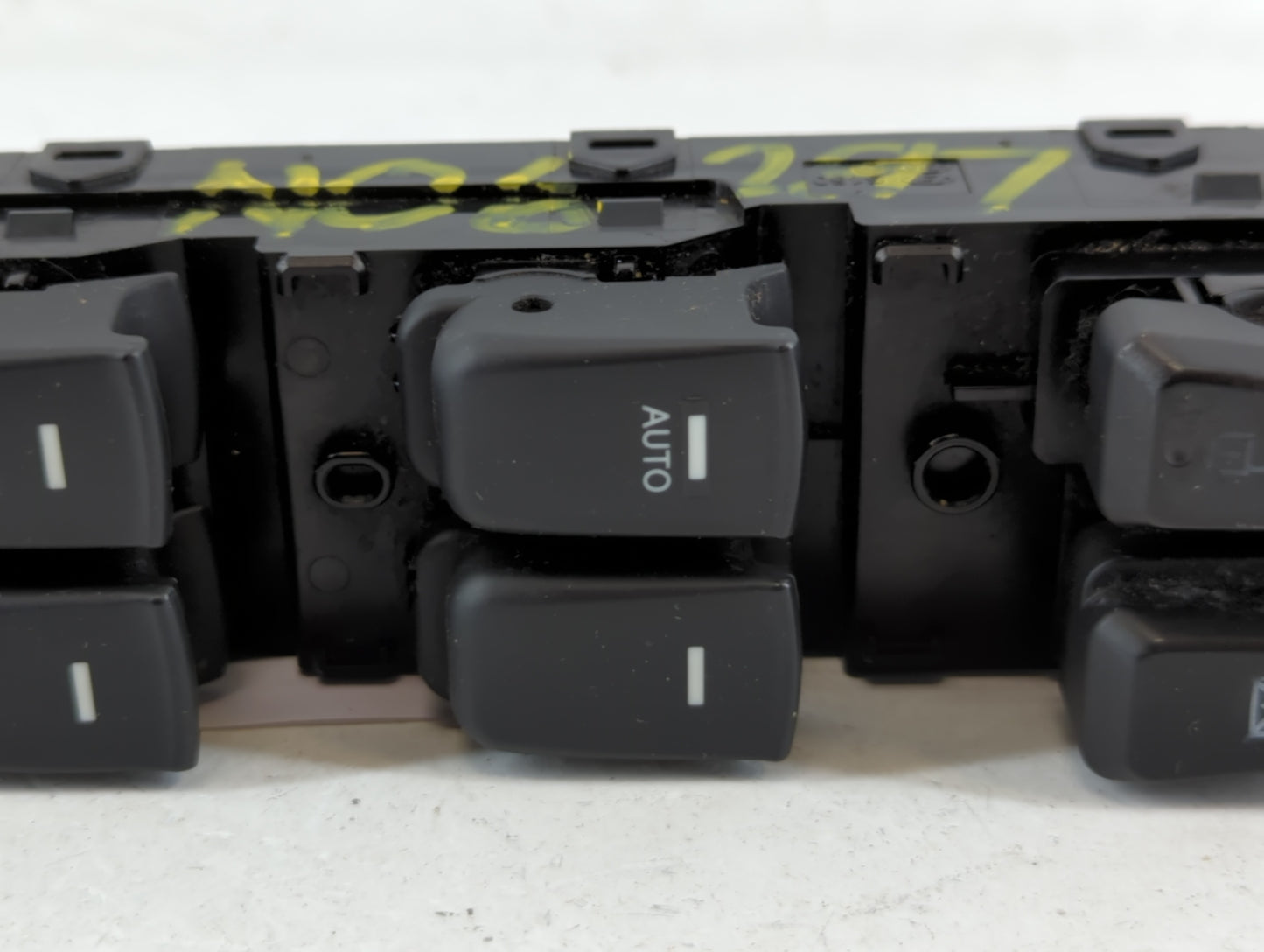 2011-2015 Hyundai Sonata Master Power Window Switch Replacement Driver Side Left P/N:201201301130 Fits OEM Used Auto Parts -