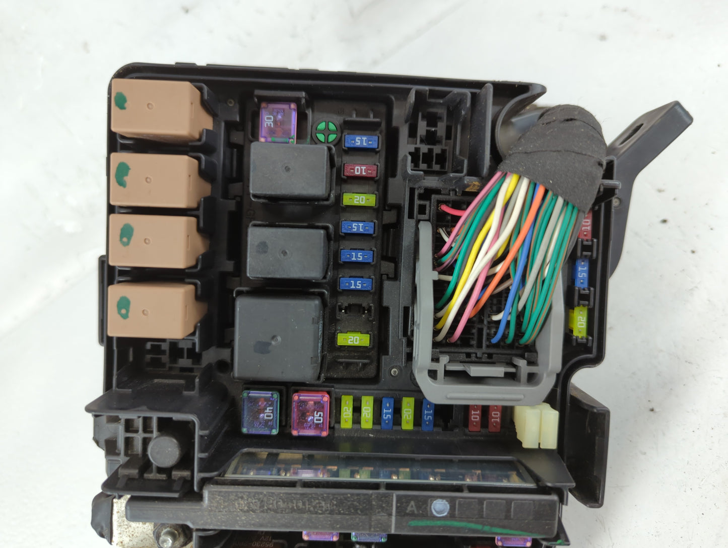 2011-2014 Hyundai Sonata Fusebox Fuse Box Panel Relay Module P/N:91950-3S711 Fits Fits 2011 2012 2013 2014 OEM Used Auto Par