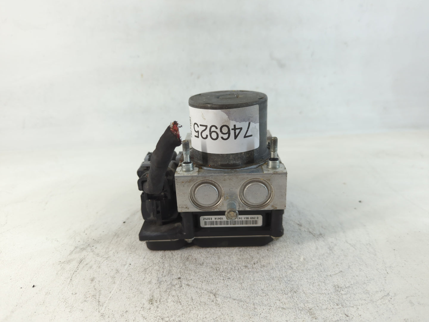 2011-2013 Hyundai Sonata ABS Pump Control Module Replacement P/N:58920-30500 0 265 238 094 Fits Fits 2011 2012 2013 OEM Used