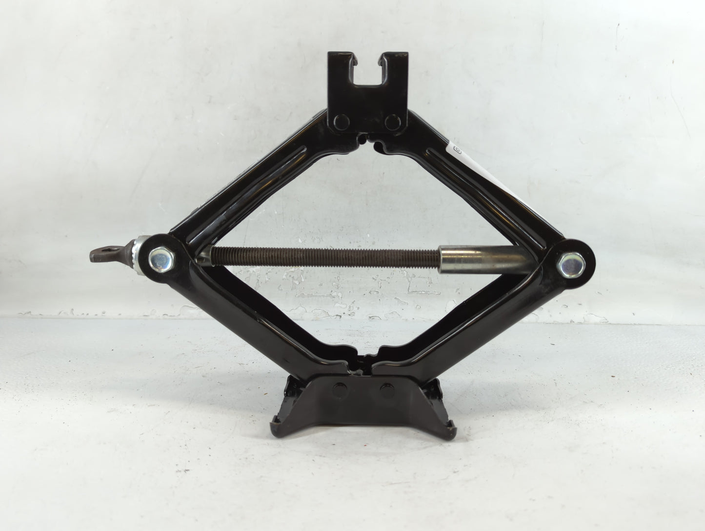 2012 Hyundai Sonata Spare Scissor Car Jack 757475 - Oemusedautoparts1.com