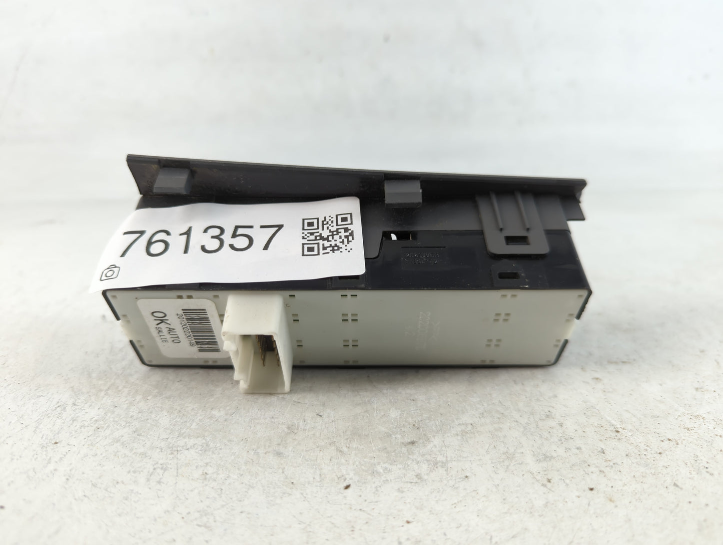 2011-2015 Hyundai Sonata Master Power Window Switch Replacement Driver Side Left P/N:201202220149 Fits OEM Used Auto Parts -