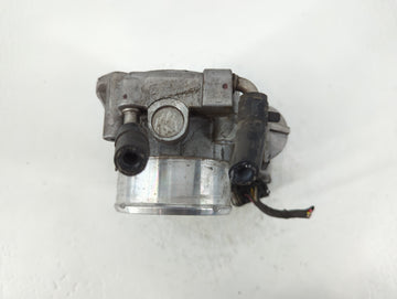 2011-2014 Hyundai Sonata Throttle Body P/N:35100-2G700 Fits Fits 2011 2012 2013 2014 2015 2016 OEM Used Auto Parts