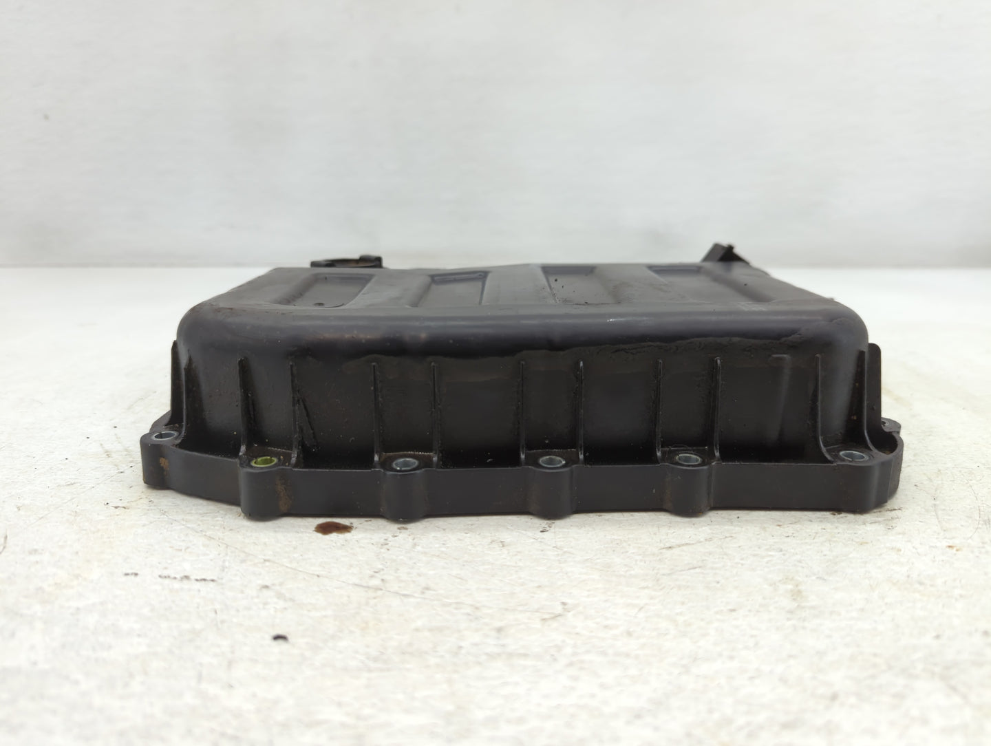2011-2012 Hyundai Sonata Engine Oil Pan Fits Fits 2011 2012 2013 OEM Used Auto Parts - Oemusedautoparts1.com