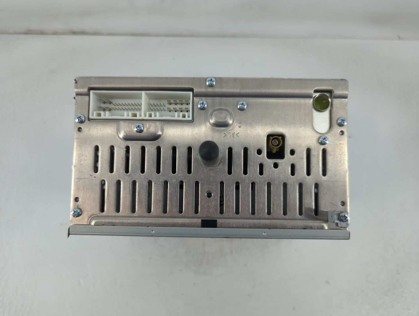 2012-2015 Hyundai Sonata Radio AM FM Cd Player Receiver Replacement P/N:96180-3Q650 Fits Fits 2012 2013 2014 2015 OEM Used A