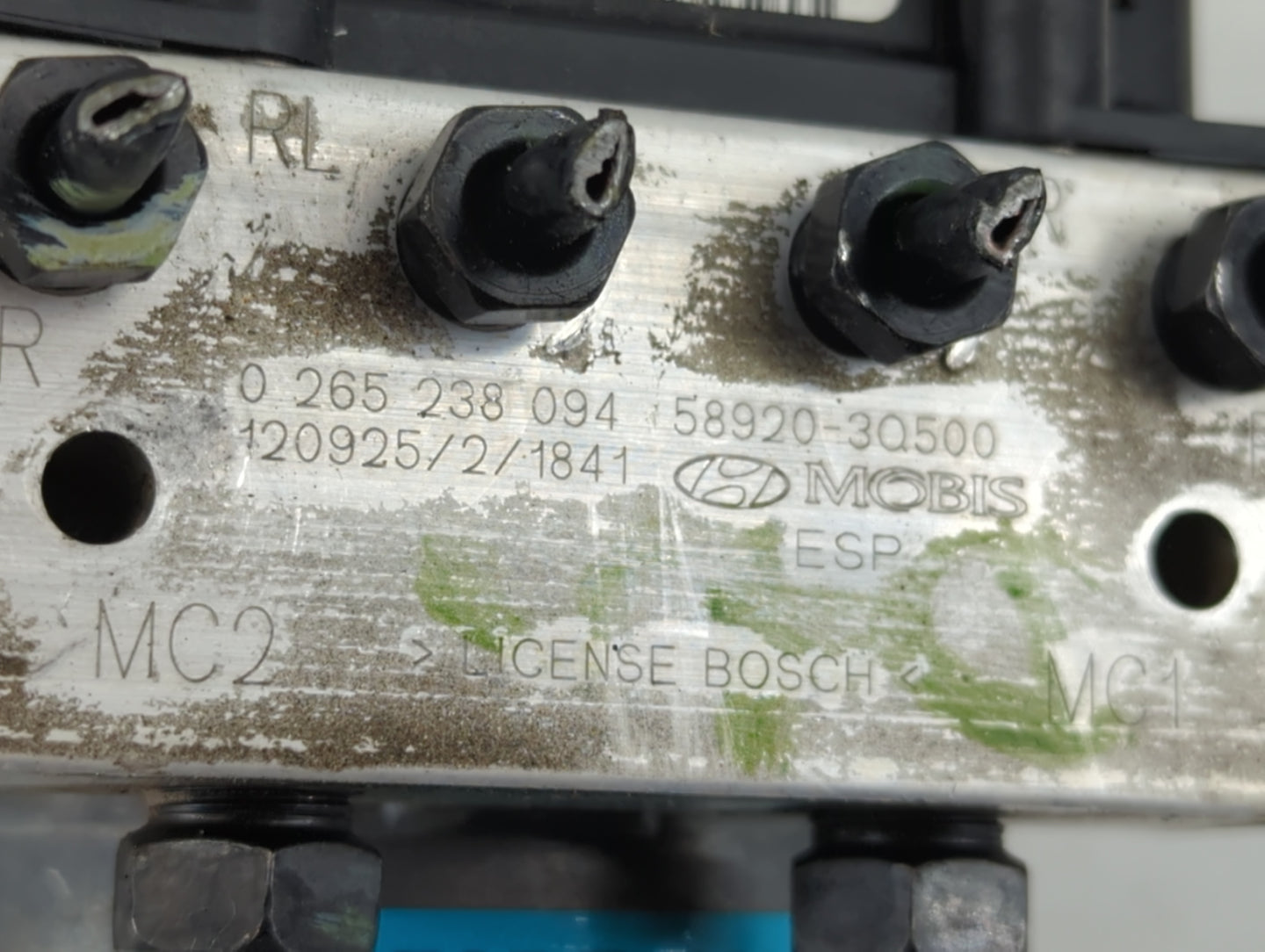 2011-2013 Hyundai Sonata ABS Pump Control Module Replacement P/N:58920-30500 0 265 238 094 Fits Fits 2011 2012 2013 OEM Used