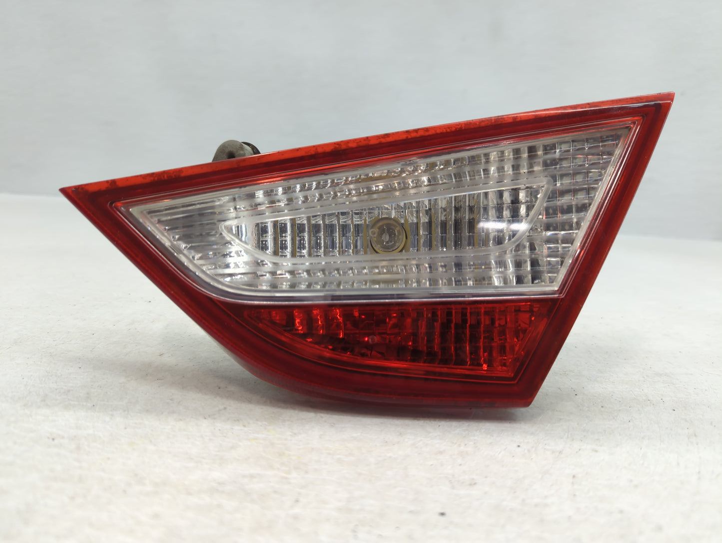 2011-2014 Hyundai Sonata Tail Light Assembly Passenger Right OEM P/N:92404-3Q Fits Fits 2011 2012 2013 2014 OEM Used Auto Pa