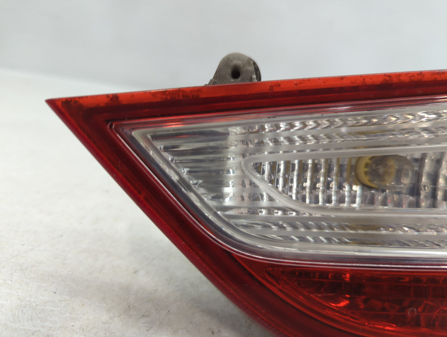 2011-2014 Hyundai Sonata Tail Light Assembly Passenger Right OEM P/N:92404-3Q Fits Fits 2011 2012 2013 2014 OEM Used Auto Pa