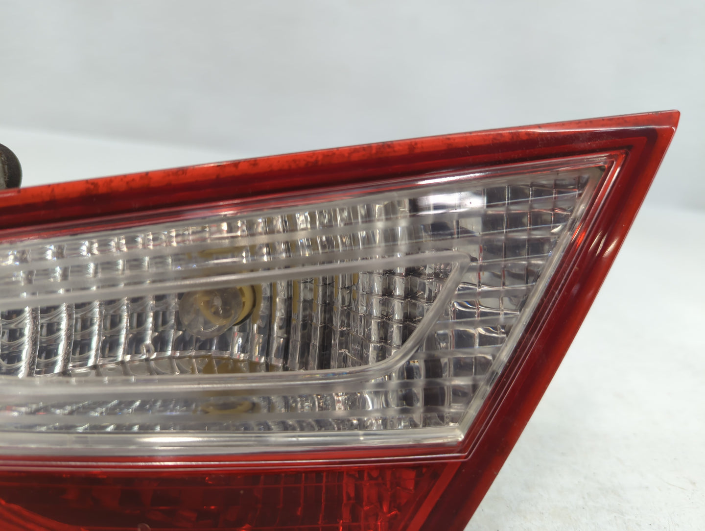 2011-2014 Hyundai Sonata Tail Light Assembly Passenger Right OEM P/N:92404-3Q Fits Fits 2011 2012 2013 2014 OEM Used Auto Pa