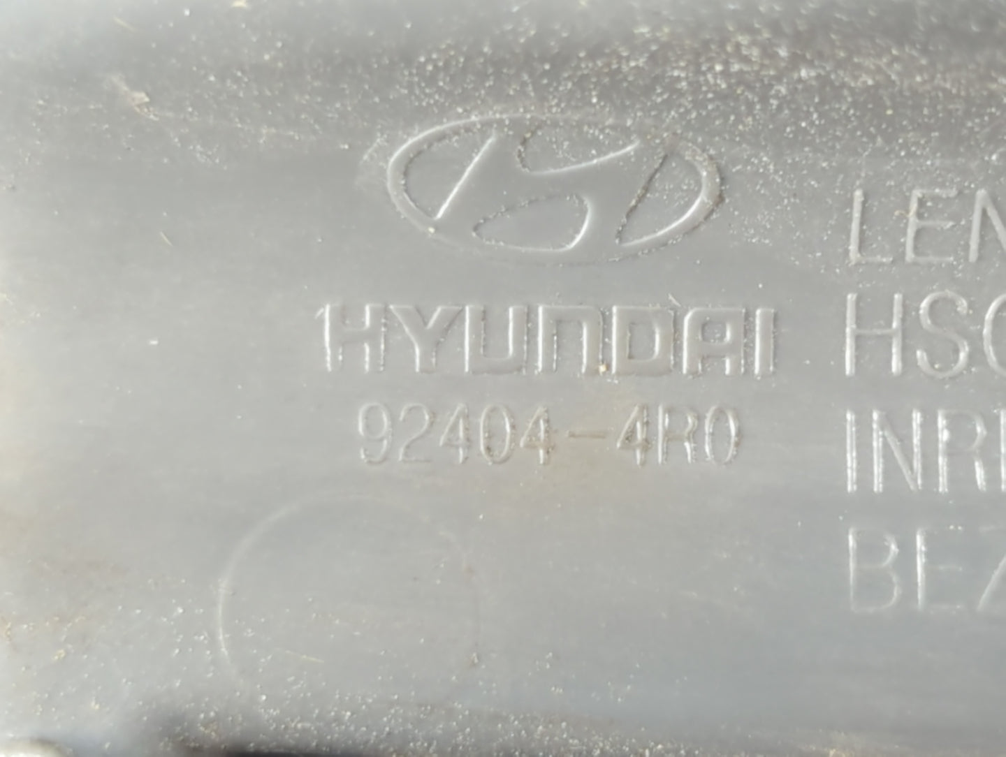 2011-2015 Hyundai Sonata Tail Light Assembly Passenger Right OEM P/N:92404-4R0 Fits Fits 2011 2012 2013 2014 2015 OEM Used A