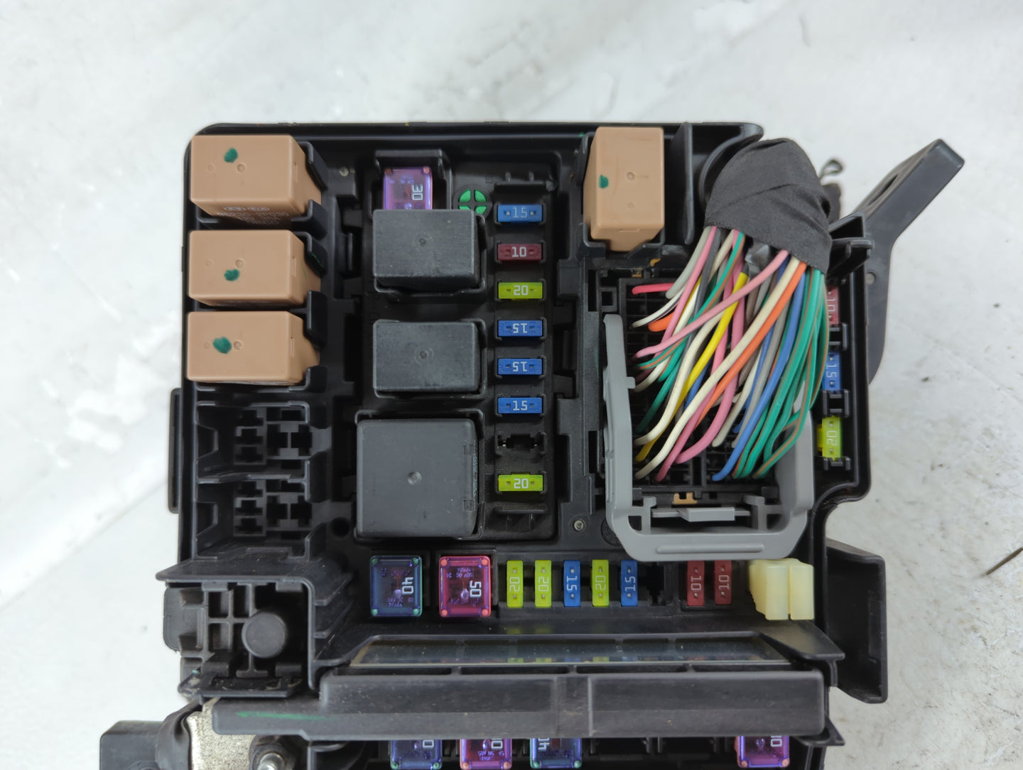 2011-2014 Hyundai Sonata Fusebox Fuse Box Panel Relay Module P/N:91950-3S740 Fits Fits 2011 2012 2013 2014 OEM Used Auto Par