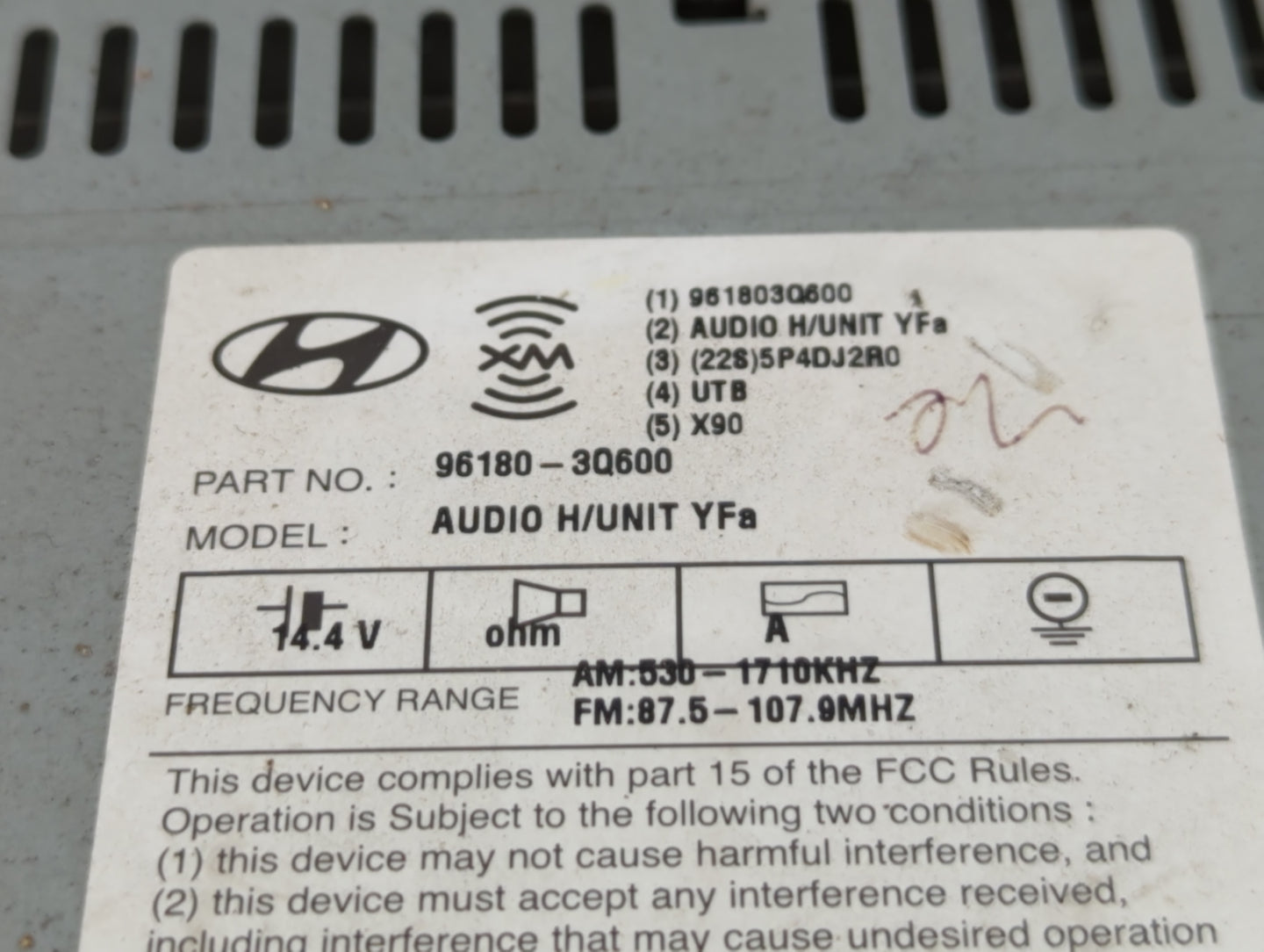 2012-2015 Hyundai Sonata Radio AM FM Cd Player Receiver Replacement P/N:96180-3Q600 Fits Fits 2012 2013 2014 2015 OEM Used A