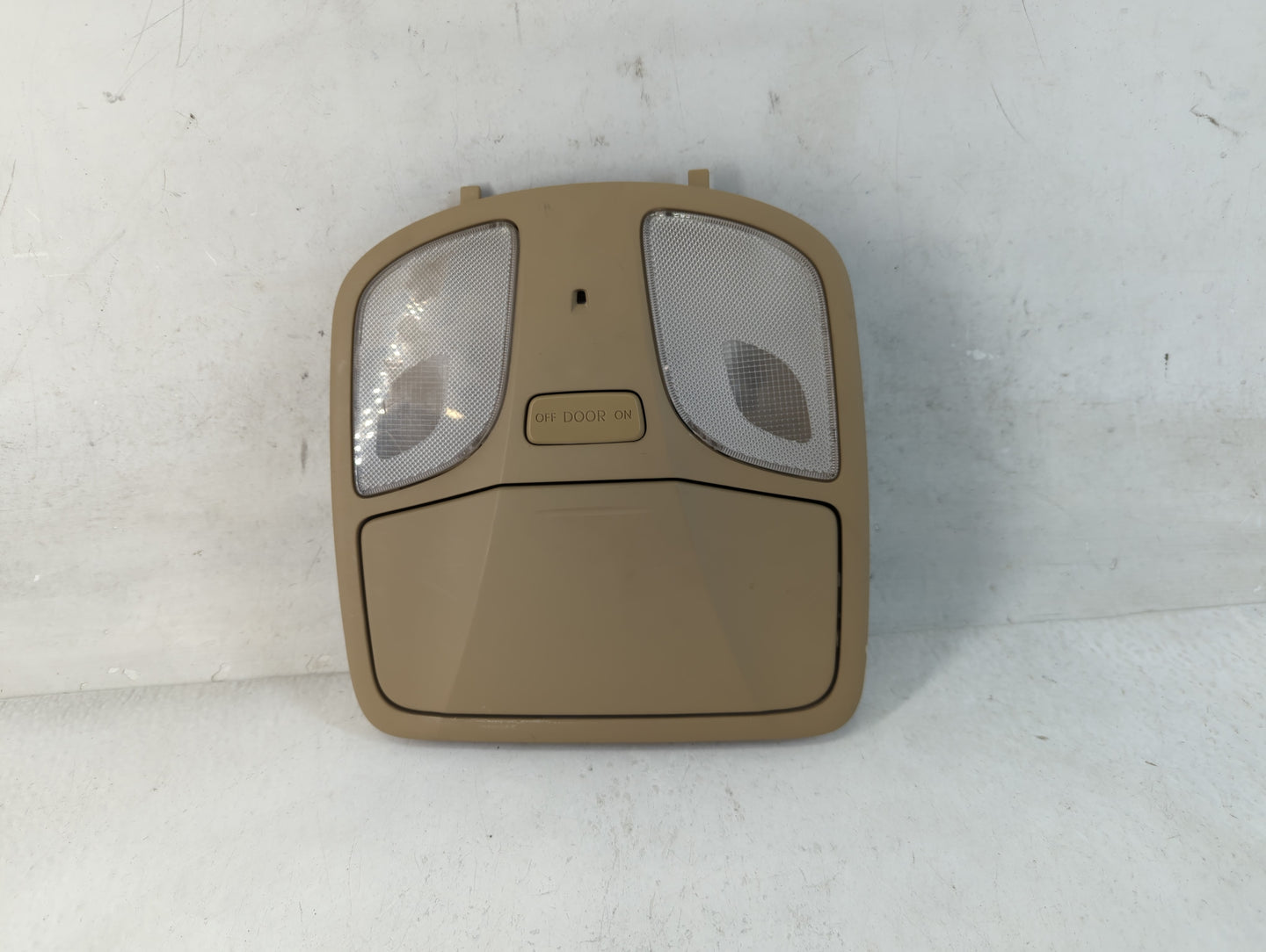 2011-2015 Hyundai Sonata Overhead Roof Console 838863 - Oemusedautoparts1.com