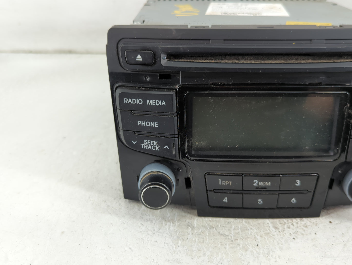 2012-2015 Hyundai Sonata Radio AM FM Cd Player Receiver Replacement Fits Fits 2012 2013 2014 2015 OEM Used Auto Parts - Oemu