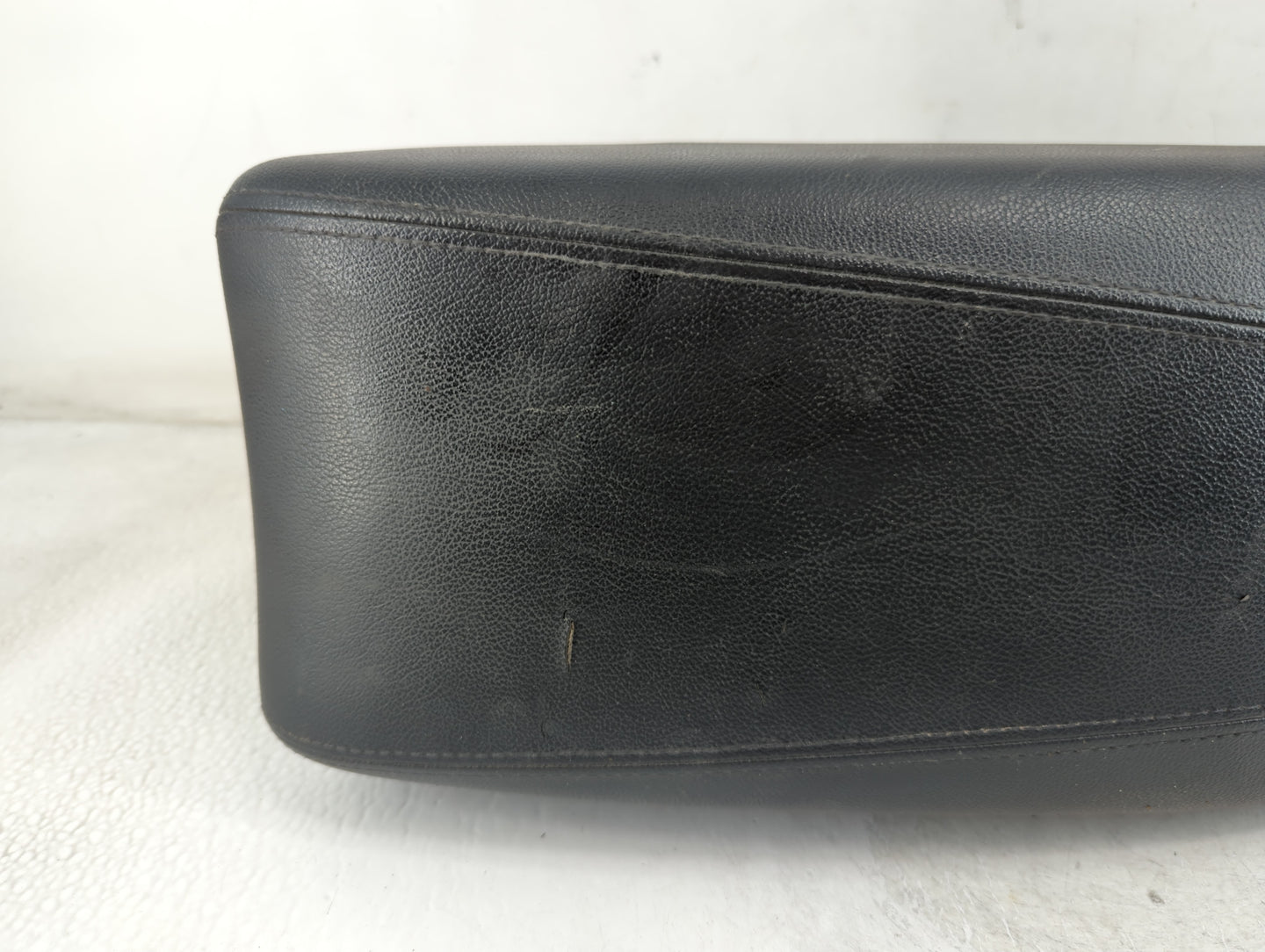 2012 Hyundai Sonata Center Console Armrest Cover Lid Fits OEM Used Auto Parts - Oemusedautoparts1.com