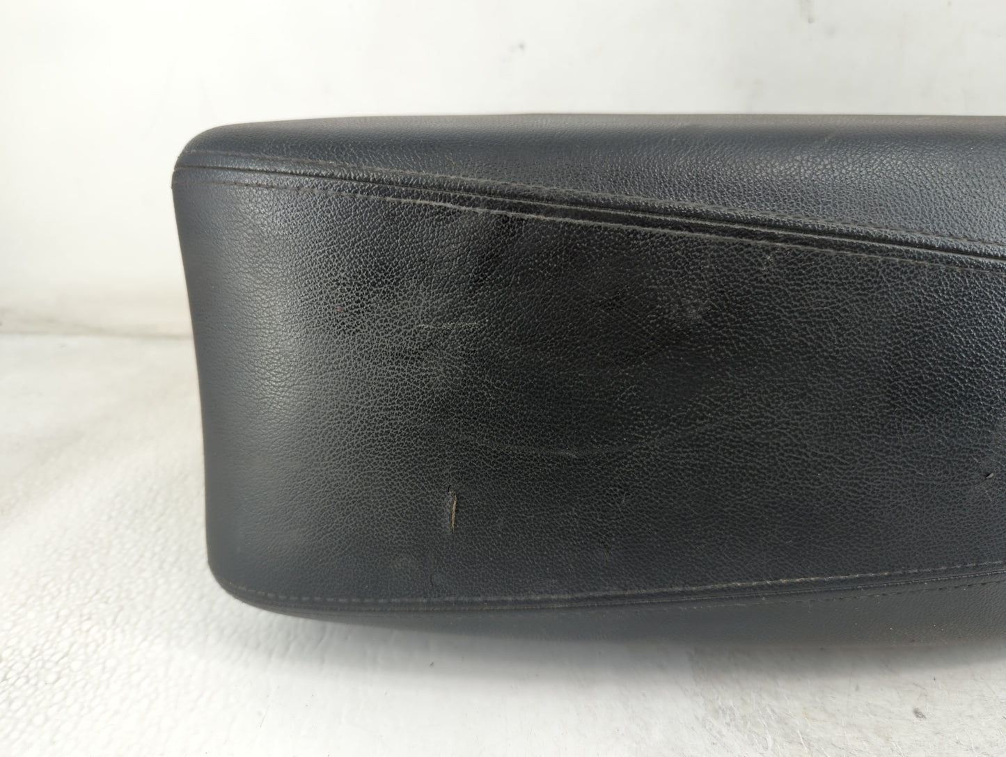 2012 Hyundai Sonata Center Console Armrest Cover Lid Fits OEM Used Auto Parts - Oemusedautoparts1.com