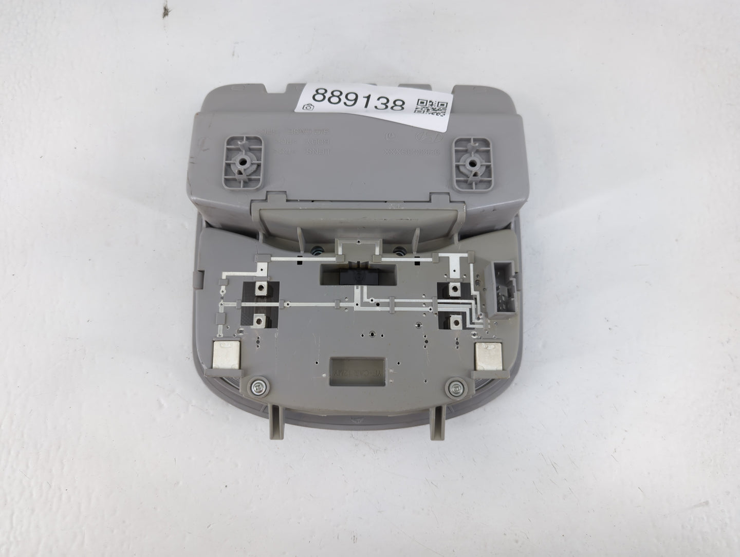 2011-2015 Hyundai Sonata Overhead Roof Console 889138 - Oemusedautoparts1.com