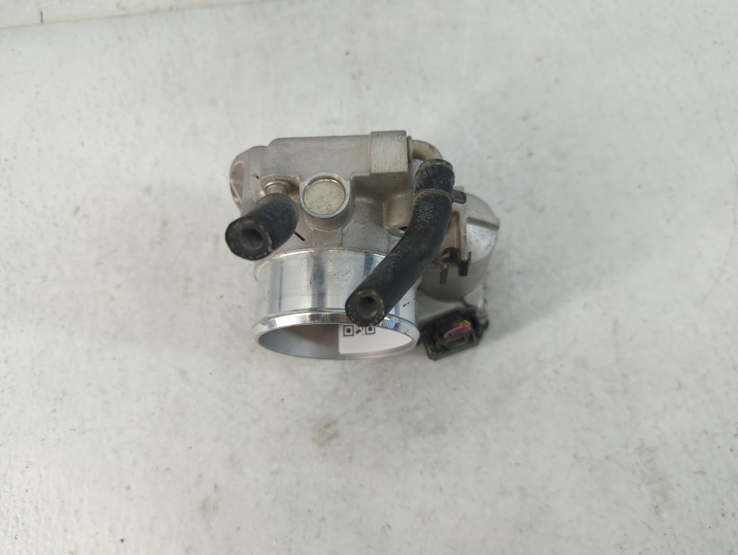 2011-2014 Hyundai Sonata Throttle Body P/N:35100-2G700 Fits Fits 2011 2012 2013 2014 2015 2016 OEM Used Auto Parts - Oemused