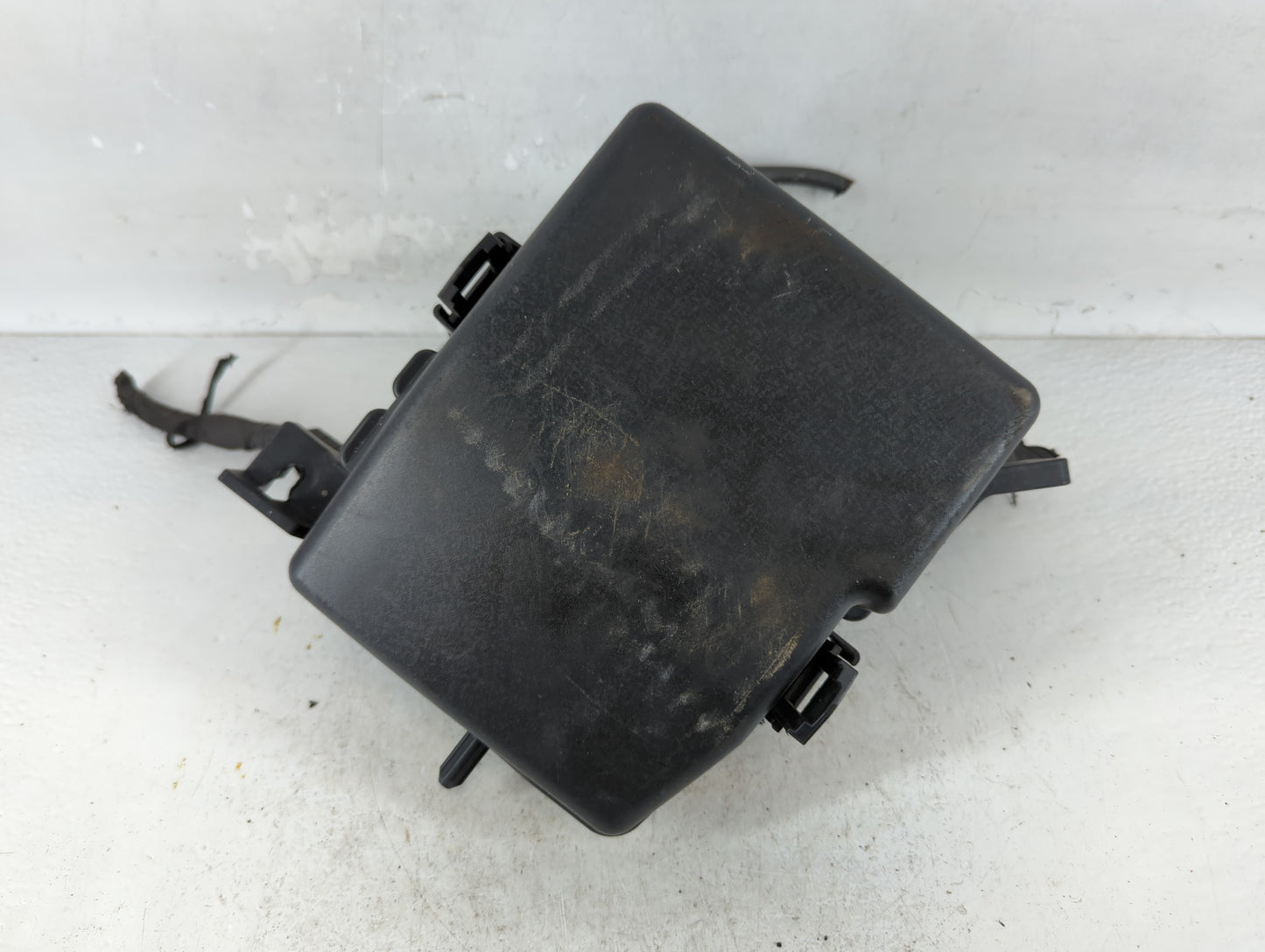 2011-2014 Hyundai Sonata Fusebox Fuse Box Panel Relay Module P/N:91950-3S740 Fits Fits 2011 2012 2013 2014 OEM Used Auto Par