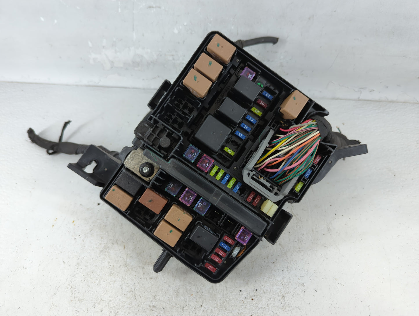 2011-2014 Hyundai Sonata Fusebox Fuse Box Panel Relay Module P/N:91950-3S740 Fits Fits 2011 2012 2013 2014 OEM Used Auto Par