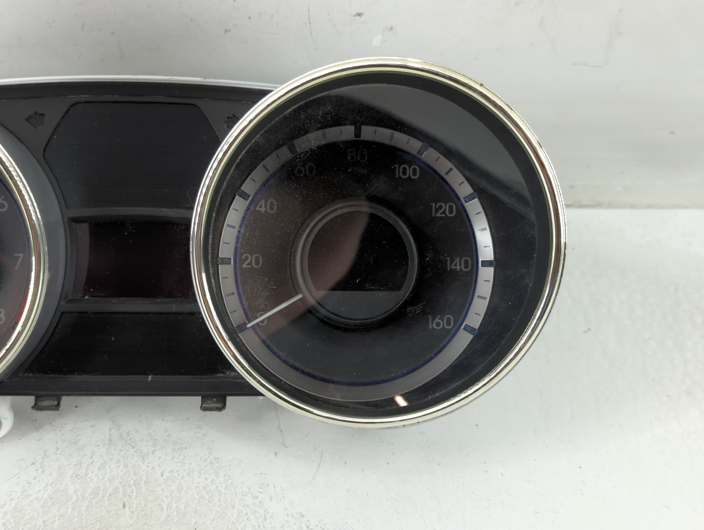 2011-2015 Hyundai Sonata Instrument Cluster Speedometer Gauges P/N:94001-3Q014 Fits Fits 2011 2012 2013 2014 2015 OEM Used A