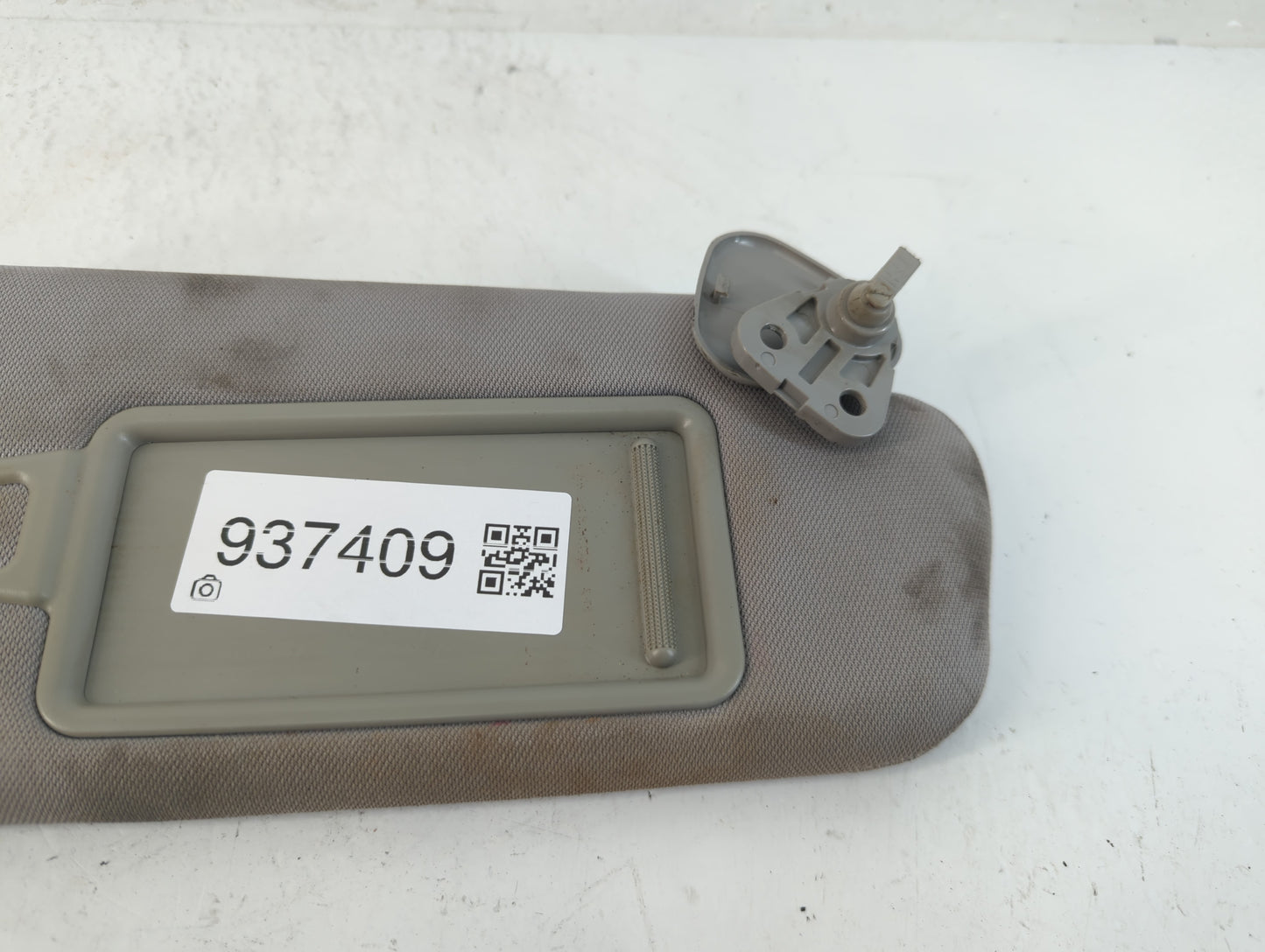2012-2014 Hyundai Sonata Sun Visor Shade Replacement Passenger Right Mirror Fits Fits 2012 2013 2014 OEM Used Auto Parts - O