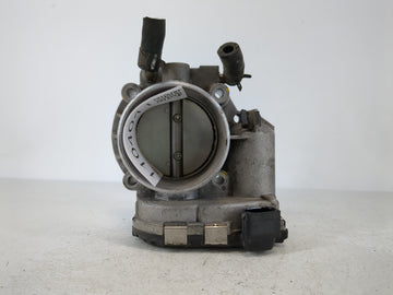 2010-2013 Hyundai Tucson Throttle Body P/N:35100-25400 Fits Fits 2006 2007 2008 2009 2010 2011 2012 2013 OEM Used Auto Parts