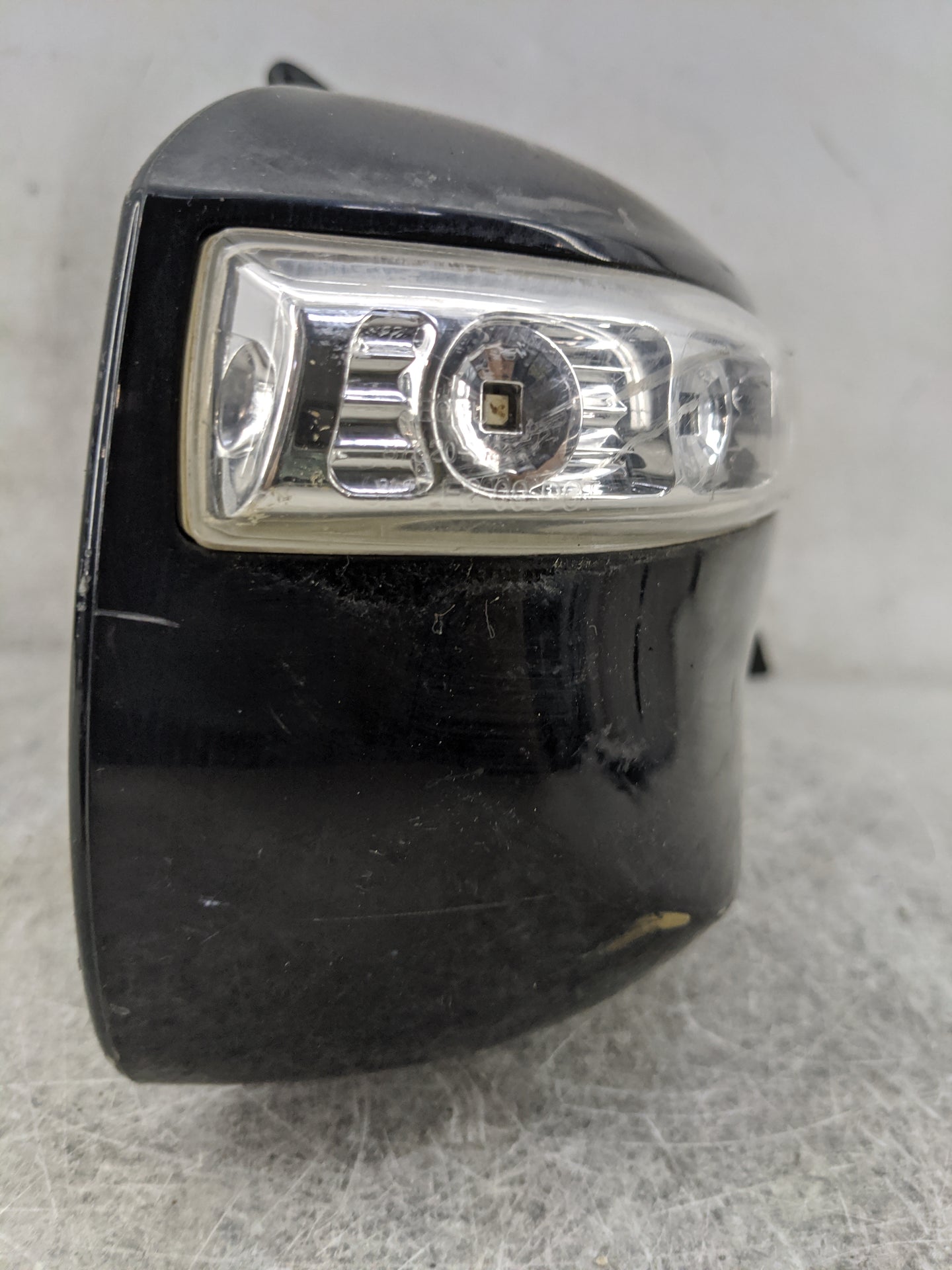 2010-2014 Hyundai Tucson Passenger Side View Mirror - Right Door Mirror OEM Used - Oemusedautoparts1.com