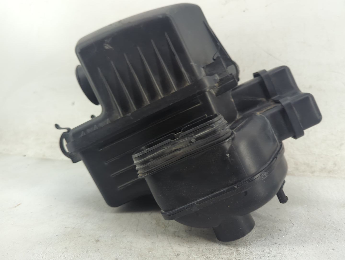 2012 Hyundai Tucson Air Cleaner Intake-duct Hose Tube - Oemusedautoparts1.com