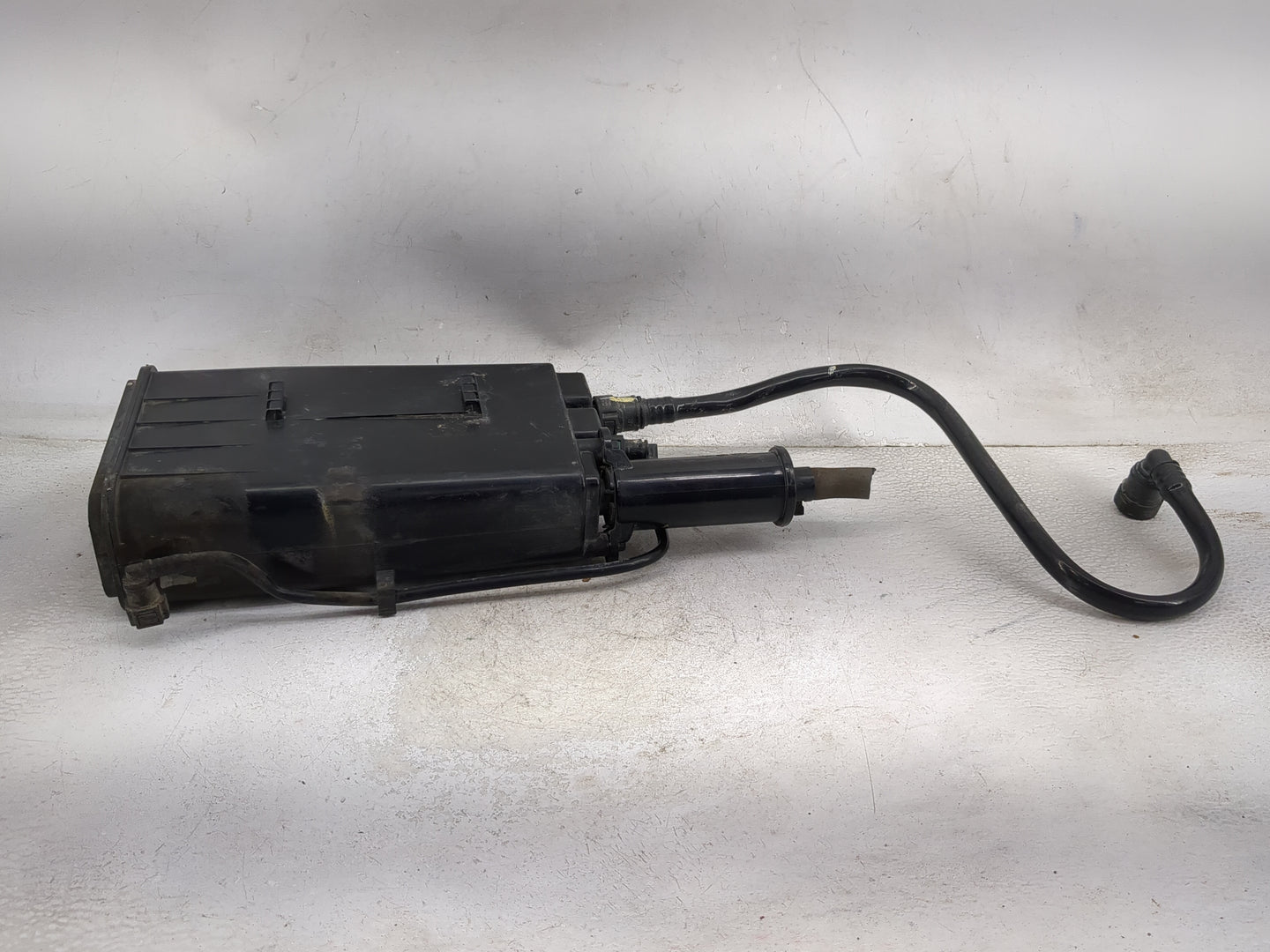 2012 Hyundai Tucson Fuel Vapor Charcoal Canister - Oemusedautoparts1.com