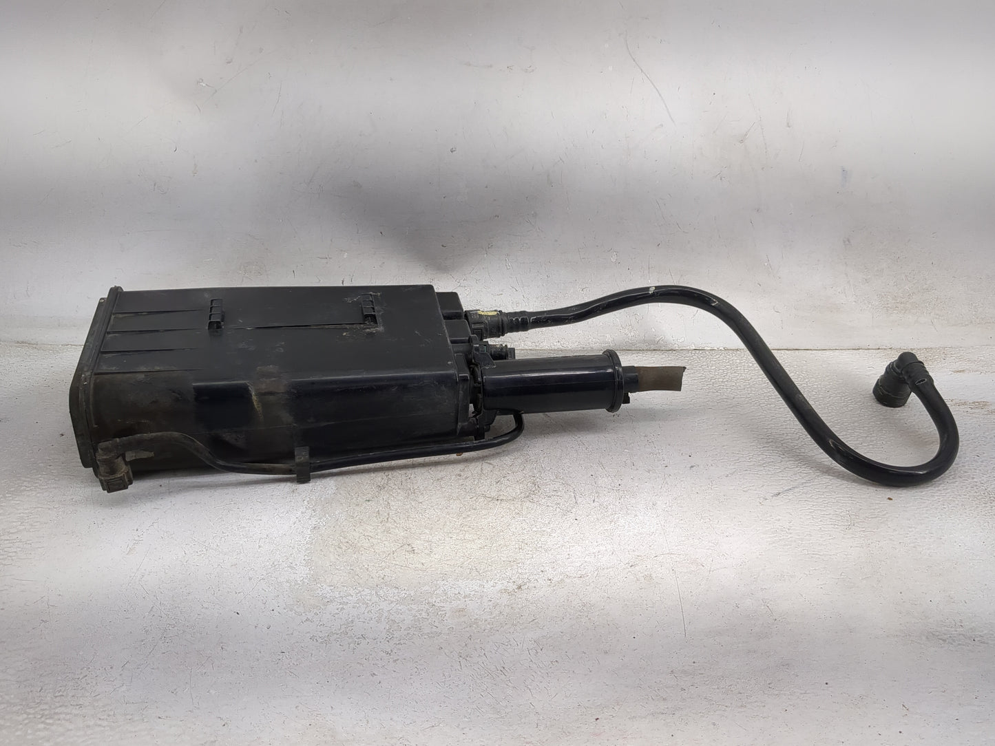 2012 Hyundai Tucson Fuel Vapor Charcoal Canister - Oemusedautoparts1.com