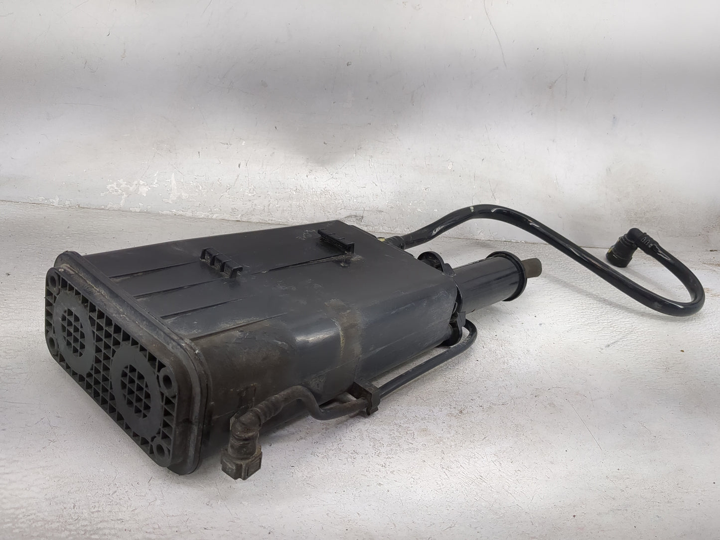 2012 Hyundai Tucson Fuel Vapor Charcoal Canister - Oemusedautoparts1.com
