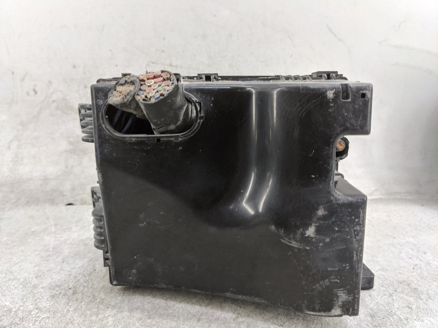 2011-2013 Hyundai Tucson Fusebox Fuse Box Panel Relay Module P/N:91402-2S254 919412S022 Fits Fits 2011 2012 2013 OEM Used Au