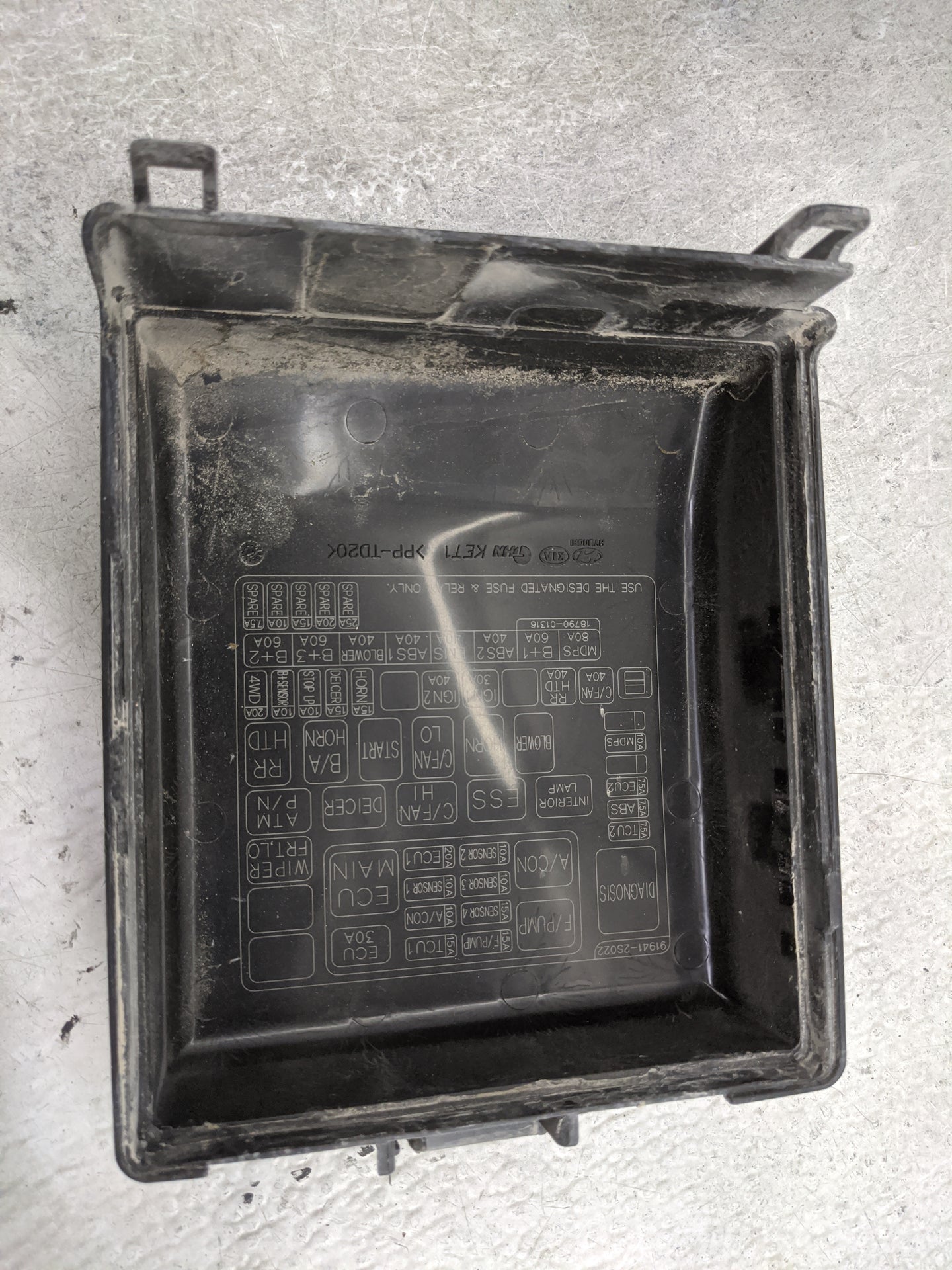 2011-2013 Hyundai Tucson Fusebox Fuse Box Panel Relay Module P/N:91402-2S254 919412S022 Fits Fits 2011 2012 2013 OEM Used Au