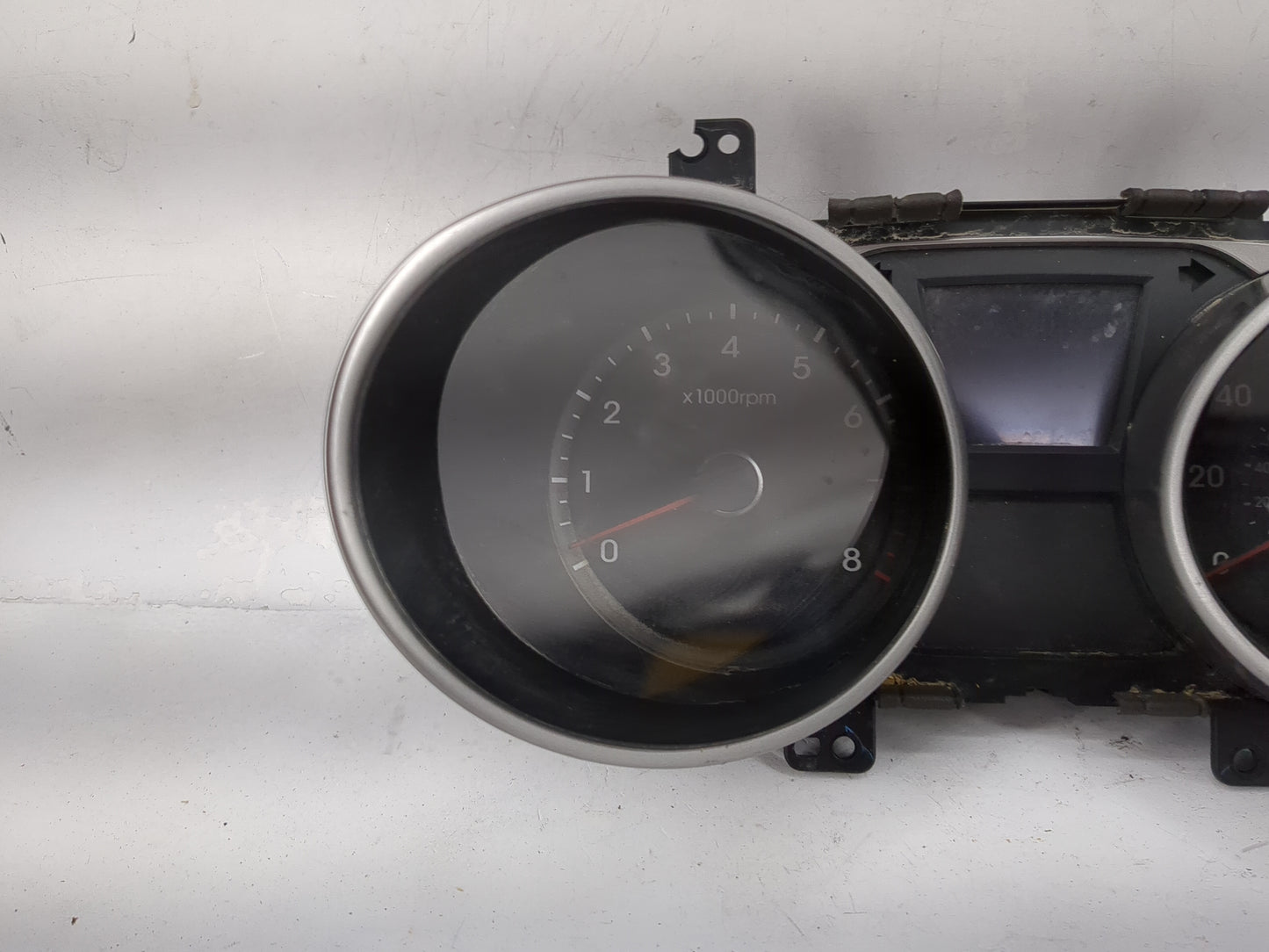 2010-2013 Hyundai Tucson Instrument Cluster Speedometer Gauges P/N:94001-2S575 11002-118100H Miles: Fits Fits 2010 2011 2012