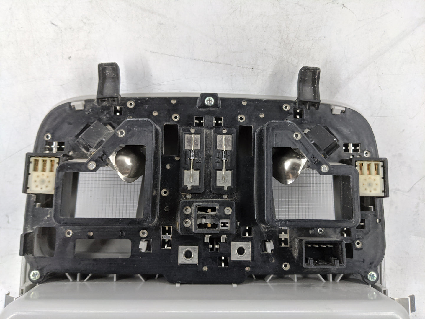 2010-2016 Hyundai Tucson Overhead Roof Console Gray 1478345 - Oemusedautoparts1.com