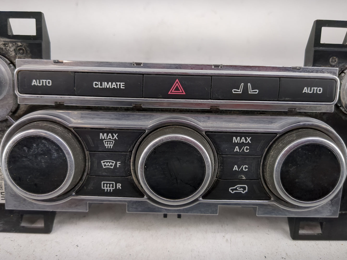 2012 Hyundai Tucson Climate Control Module Temperature AC/Heater Replacement P/N:86150-2S000 Fits OEM Used Auto Parts - Oemu