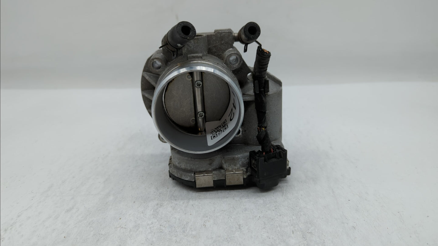 2010-2013 Hyundai Tucson Throttle Body P/N:35100-25400 35100-25200 Fits Fits 2006 2007 2008 2009 2010 2011 2012 2013 OEM Use