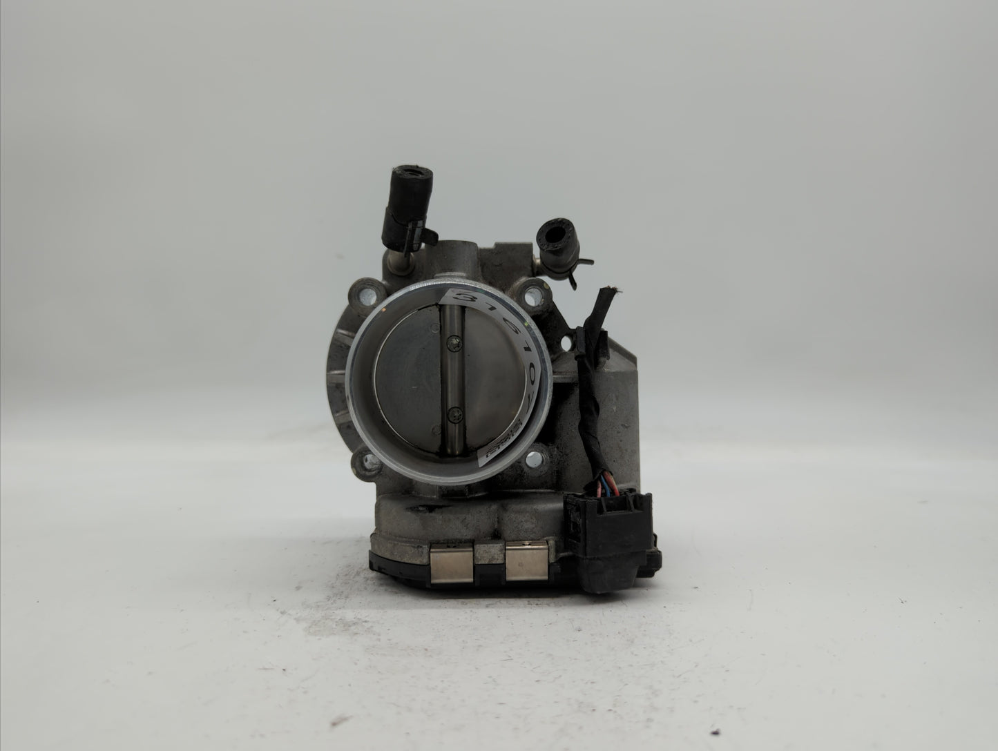 2010-2013 Hyundai Tucson Throttle Body P/N:35100-25400 35100-25200 Fits Fits 2006 2007 2008 2009 2010 2011 2012 2013 OEM Use