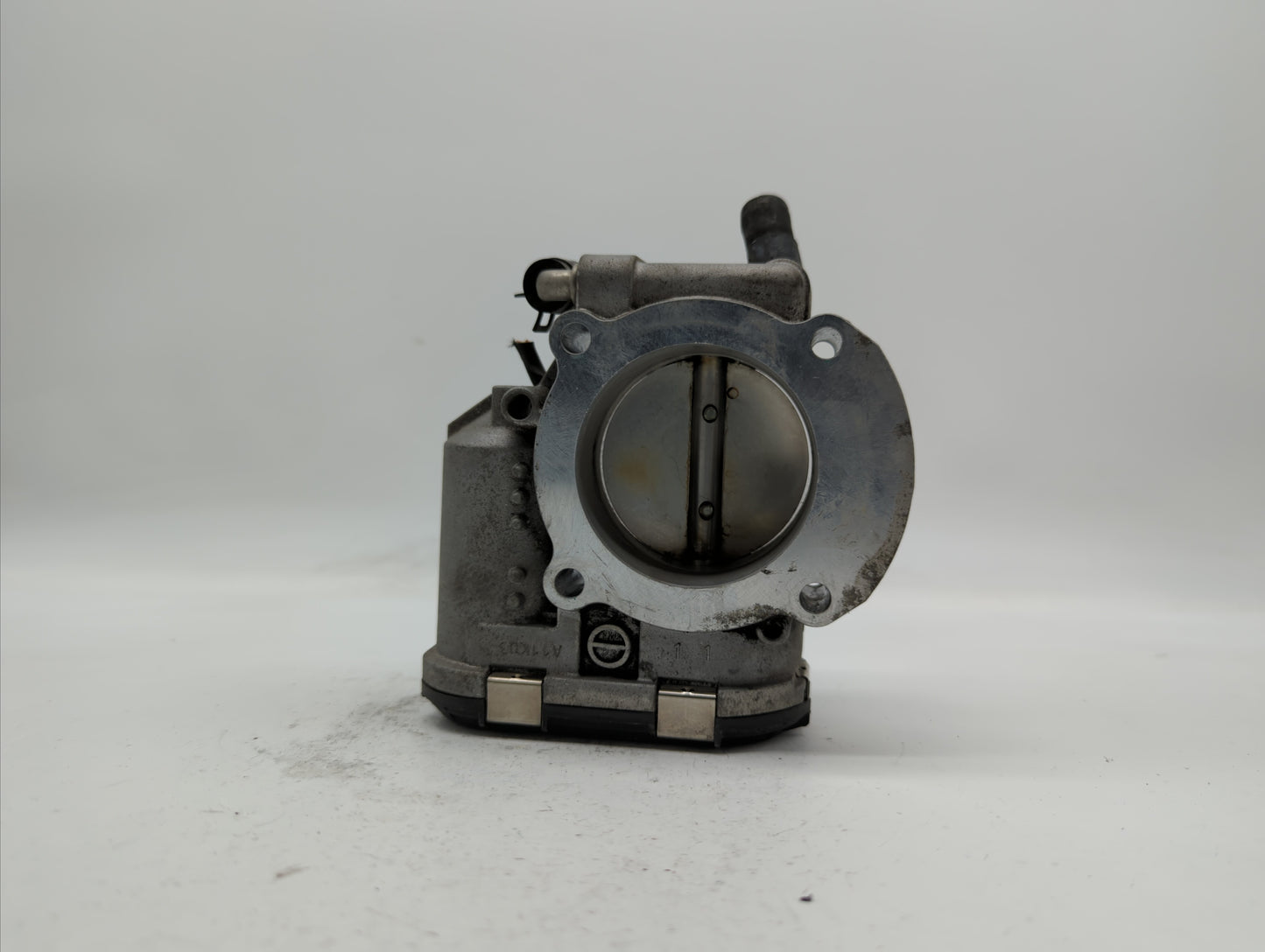 2010-2013 Hyundai Tucson Throttle Body P/N:35100-25400 35100-25200 Fits Fits 2006 2007 2008 2009 2010 2011 2012 2013 OEM Use