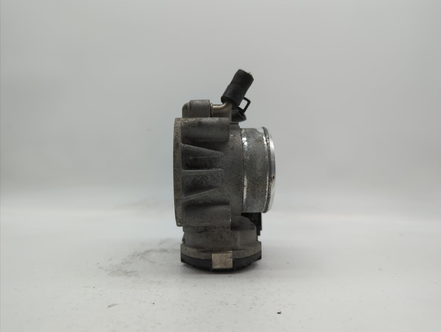 2010-2013 Hyundai Tucson Throttle Body P/N:35100-25400 35100-25200 Fits Fits 2006 2007 2008 2009 2010 2011 2012 2013 OEM Use