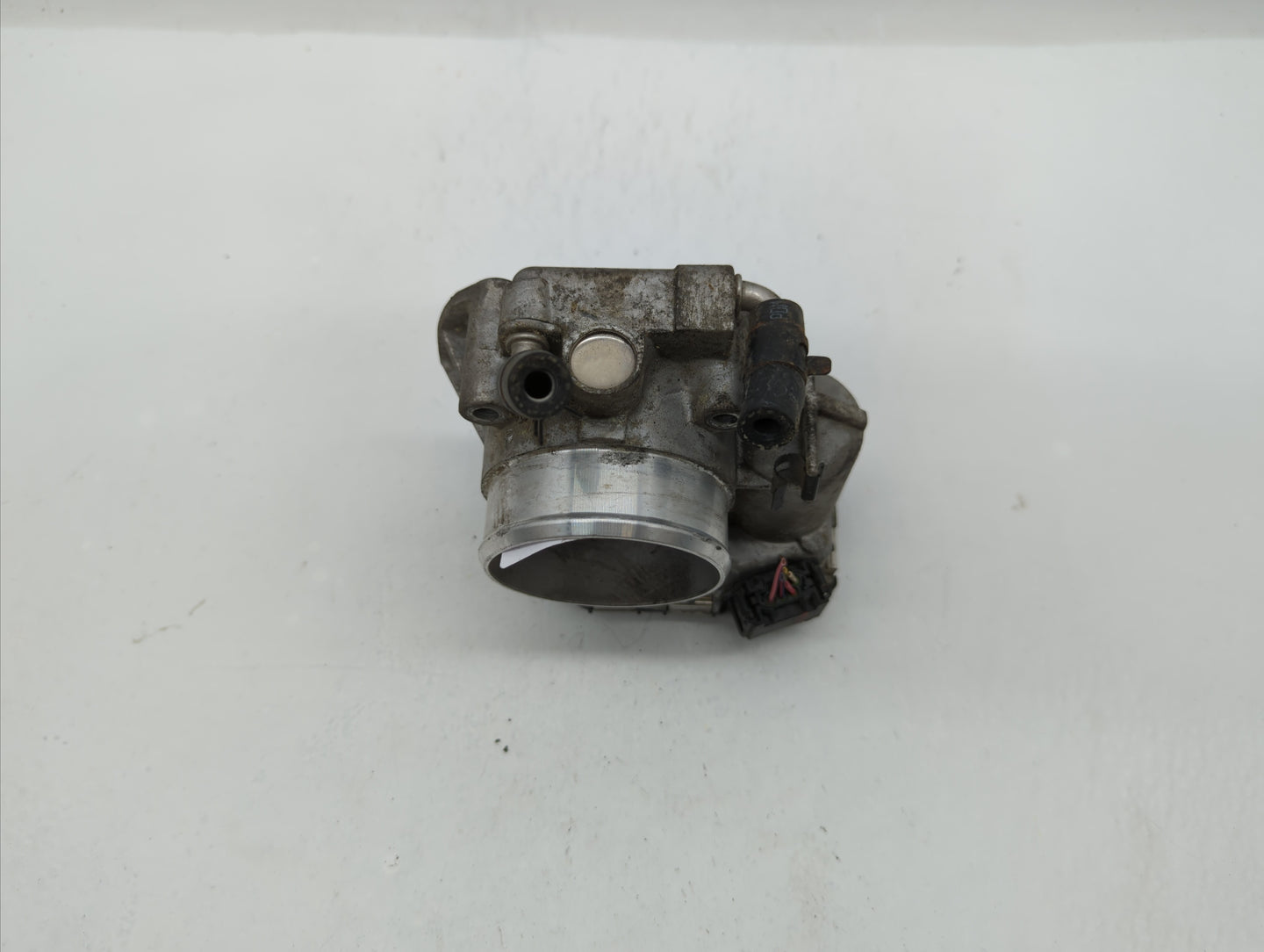 2010-2013 Hyundai Tucson Throttle Body P/N:35100-25400 35100-25200 Fits Fits 2006 2007 2008 2009 2010 2011 2012 2013 OEM Use
