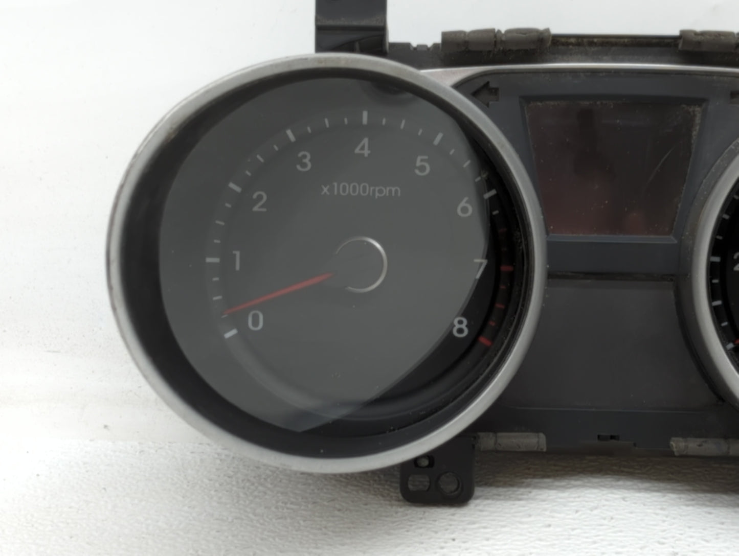 2011-2013 Hyundai Tucson Instrument Cluster Speedometer Gauges P/N:94100-2S015 Fits Fits 2011 2012 2013 OEM Used Auto Parts 