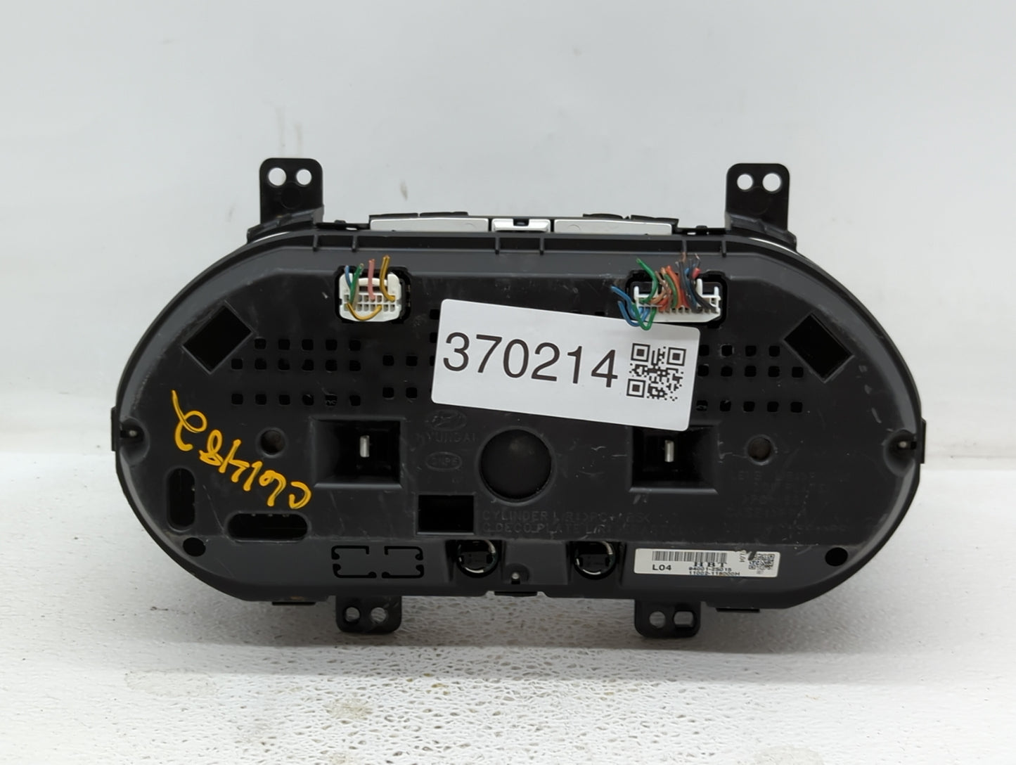 2011-2013 Hyundai Tucson Instrument Cluster Speedometer Gauges P/N:94100-2S015 Fits Fits 2011 2012 2013 OEM Used Auto Parts 