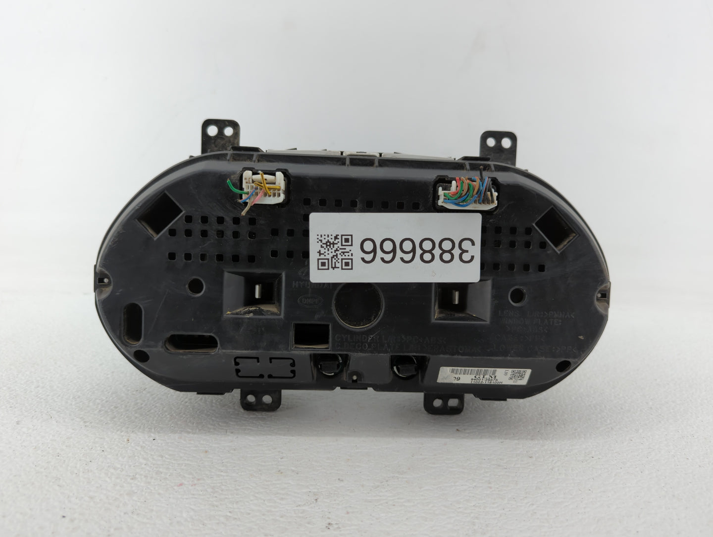 2010-2013 Hyundai Tucson Instrument Cluster Speedometer Gauges P/N:94001-2S570 94001-2S575 Fits Fits 2010 2011 2012 2013 OEM