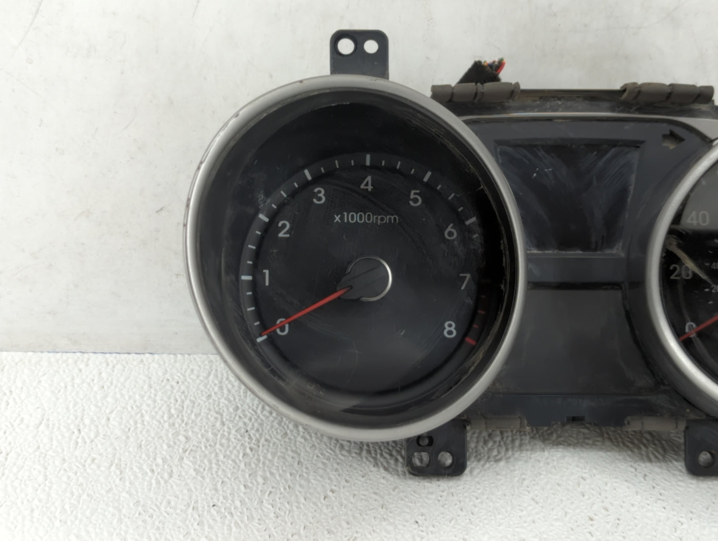 2010-2013 Hyundai Tucson Instrument Cluster Speedometer Gauges P/N:94001-2S570 94001-2S575 Fits Fits 2010 2011 2012 2013 OEM