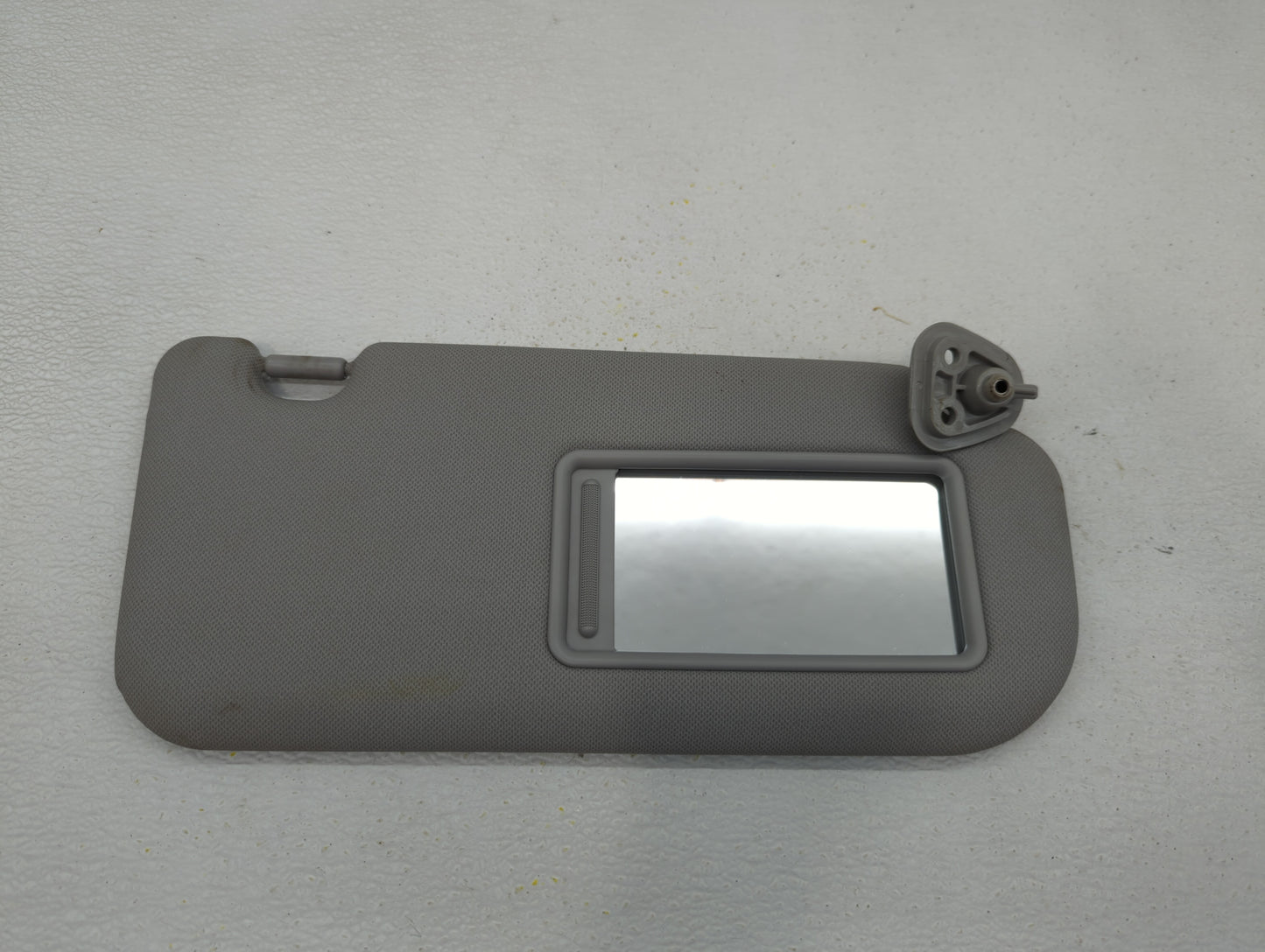 2010-2015 Hyundai Tucson Sun Visor Shade Replacement Passenger Right Mirror Fits Fits 2010 2011 2012 2013 2014 2015 OEM Used