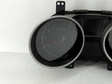 2010-2013 Hyundai Tucson Instrument Cluster Speedometer Gauges P/N:94001-2S580 94001-2S585 Fits Fits 2010 2011 2012 2013 OEM Used Auto Parts