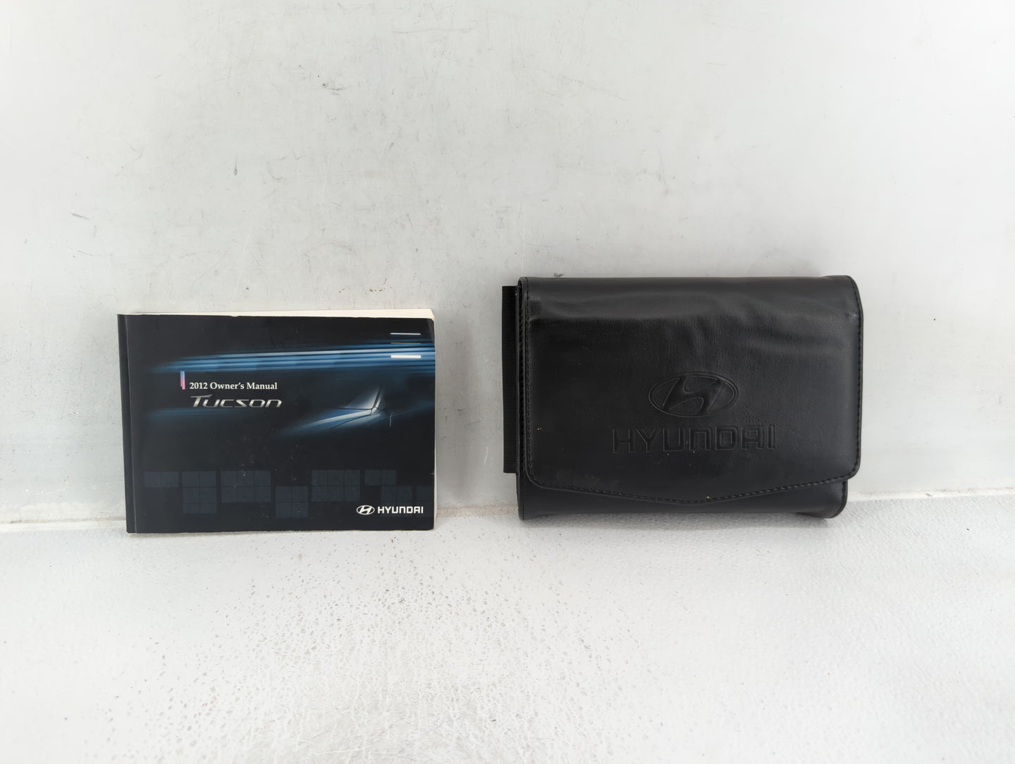 2012 Hyundai Tucson Owners Manual Book Guide P/N:A2S0-EU1NE OEM Used Auto Parts - Oemusedautoparts1.com