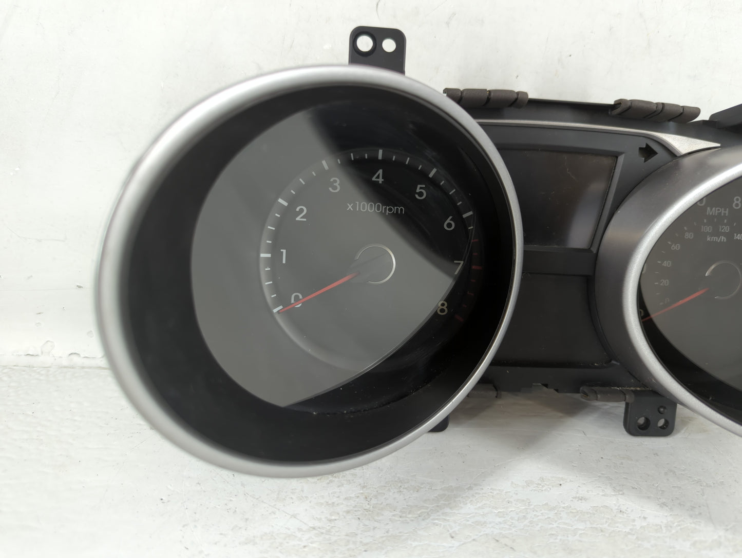 2010-2013 Hyundai Tucson Instrument Cluster Speedometer Gauges P/N:11002-118200H 94001-2S585 Fits Fits 2010 2011 2012 2013 O