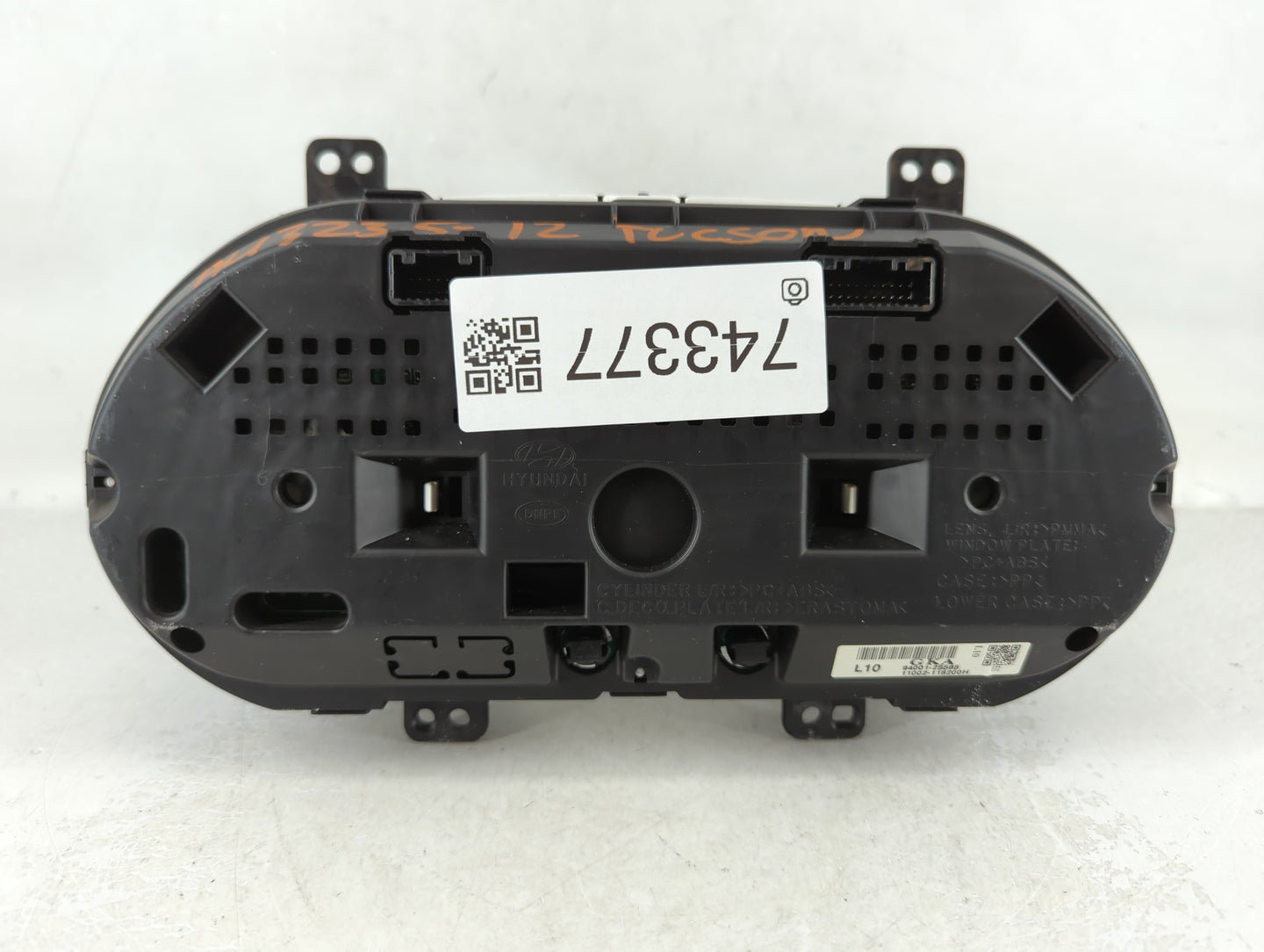 2010-2013 Hyundai Tucson Instrument Cluster Speedometer Gauges P/N:11002-118200H 94001-2S585 Fits Fits 2010 2011 2012 2013 O